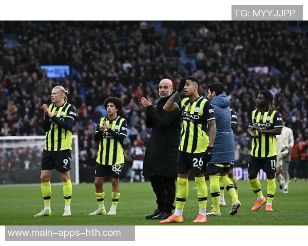 德天空报道鲍勃冬窗或离开曼城多特蒙德对其表示关注